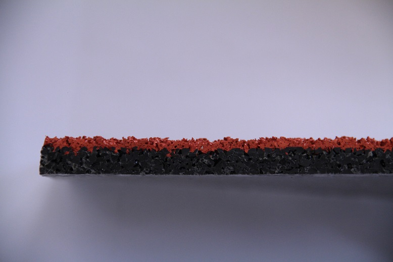 透气型塑胶面层（立面）